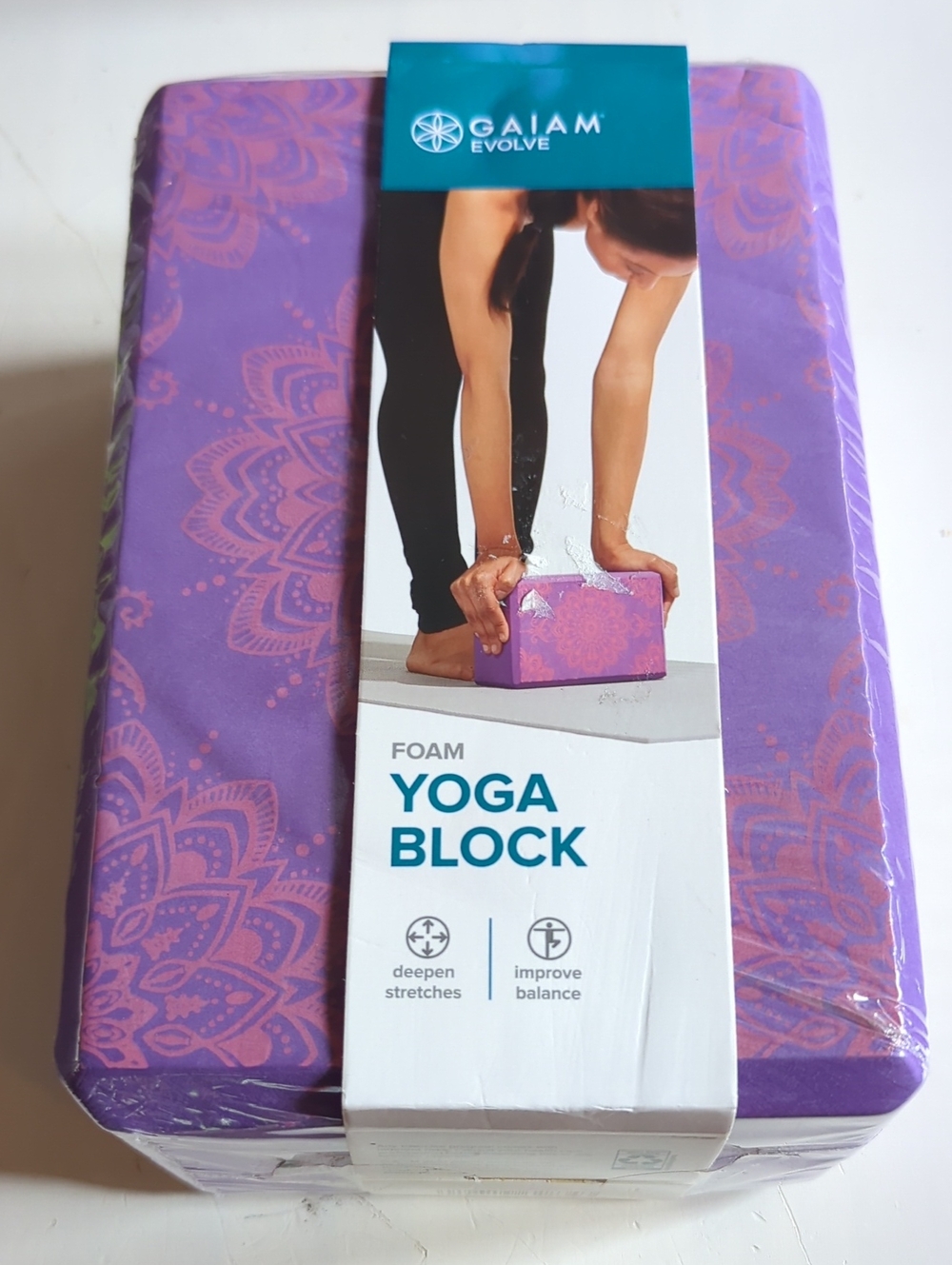 New GAIAM Evolve  Purple Foam Yoga Block with Decorative Pattern Sealed